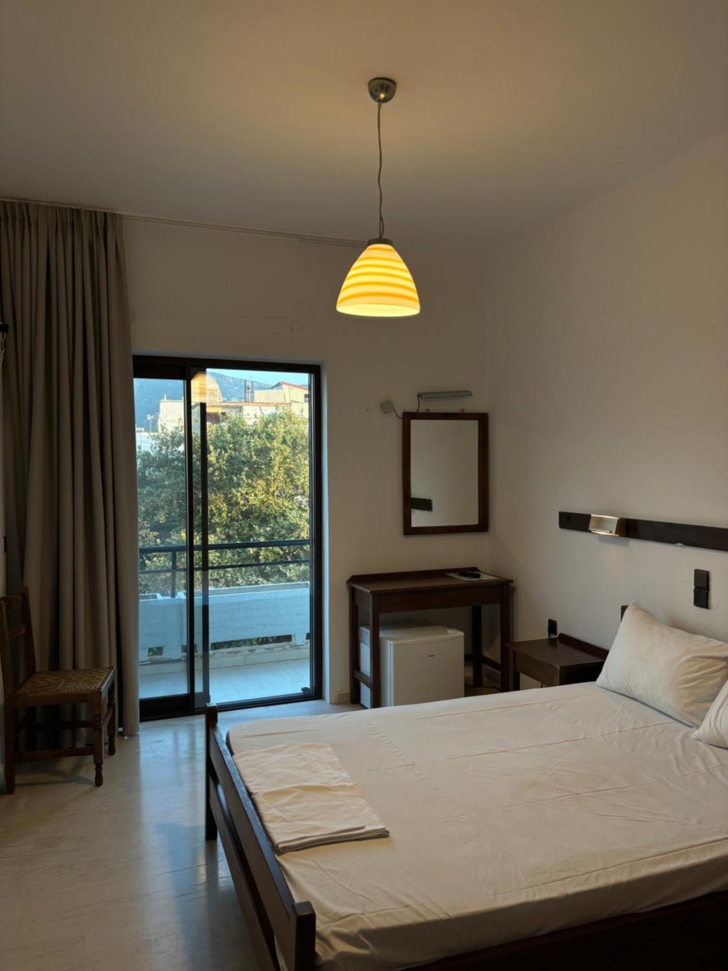 El Greco Hotel Игуменица Екстериор снимка