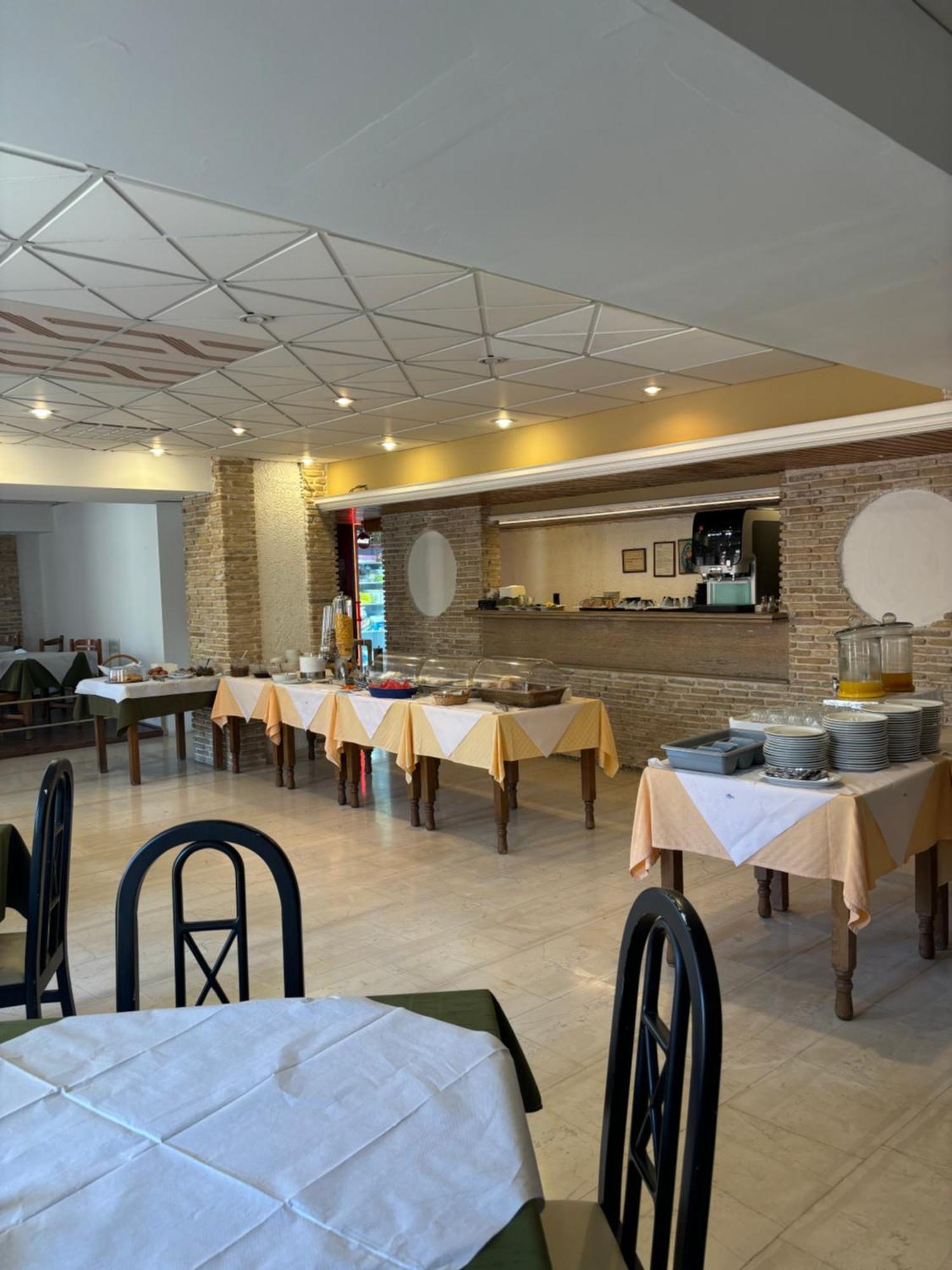 El Greco Hotel Игуменица Екстериор снимка