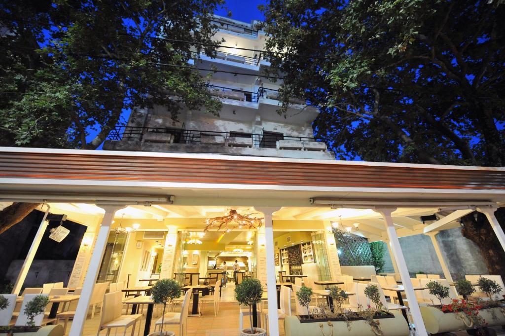 El Greco Hotel Игуменица Екстериор снимка