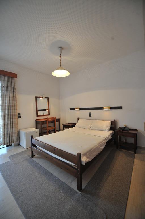 El Greco Hotel Игуменица Екстериор снимка